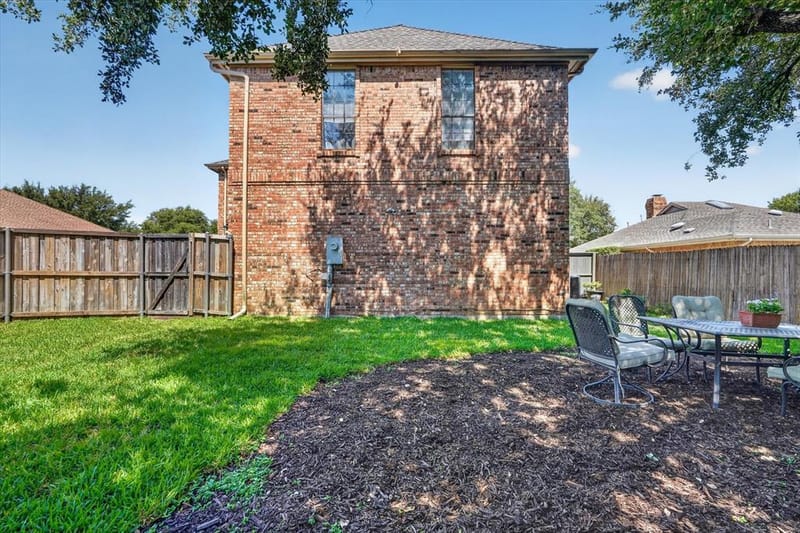 4120 Fairlakes Court, Dallas TX 75228 - Photo 33