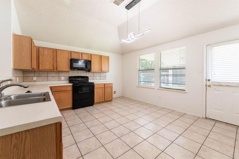 523 Pinto Lane, Forney TX 75126 - Photo 6
