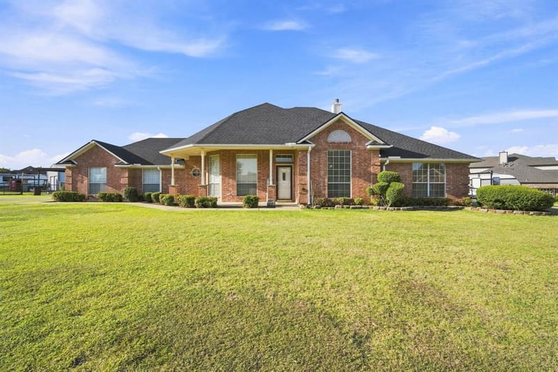 10625 Richard Circle, Forney TX 75126