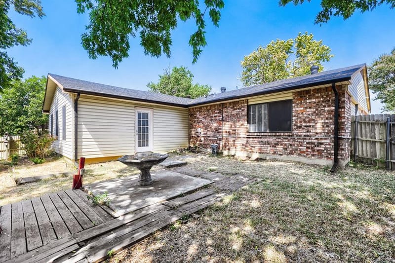 704 Fort Worth Street, Mansfield TX 76063 - Photo 32