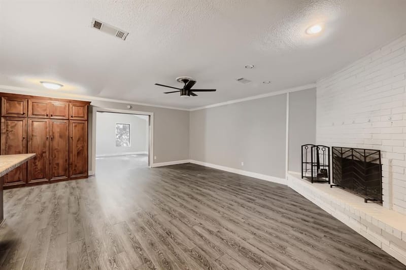704 Fort Worth Street, Mansfield TX 76063 - Photo 10