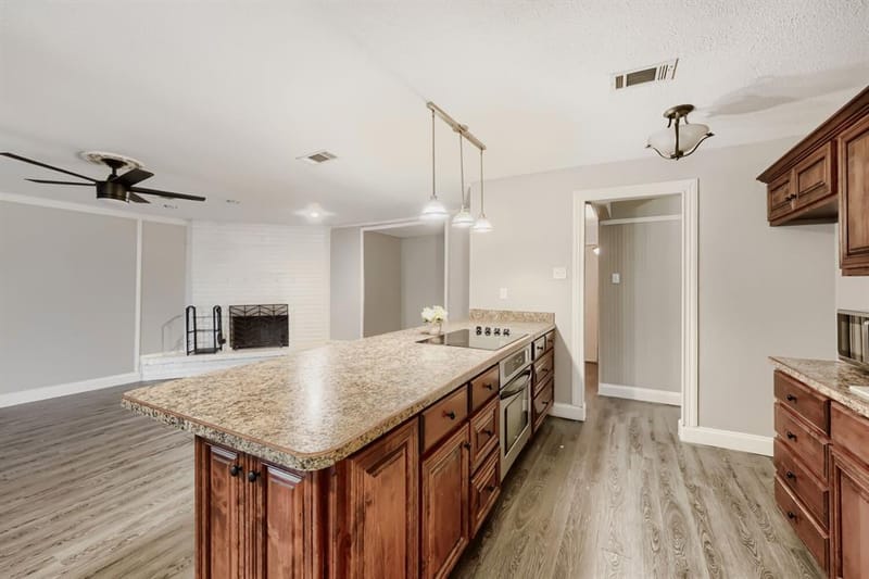 704 Fort Worth Street, Mansfield TX 76063 - Photo 14