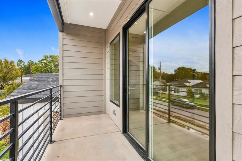 3914 Spence Street, Dallas TX 75215 - Photo 17