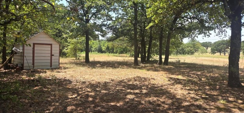 770 County Road 169, Whitesboro TX 76273 - Photo 17