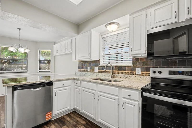 7 Alamosa Drive, Trophy Club TX 76262 - Photo 8