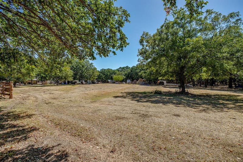 1377 E Gibtown Road, Poolville TX 76487 - Photo 36