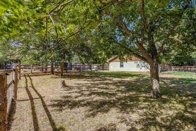 1377 E Gibtown Road, Poolville TX 76487 - Photo 33