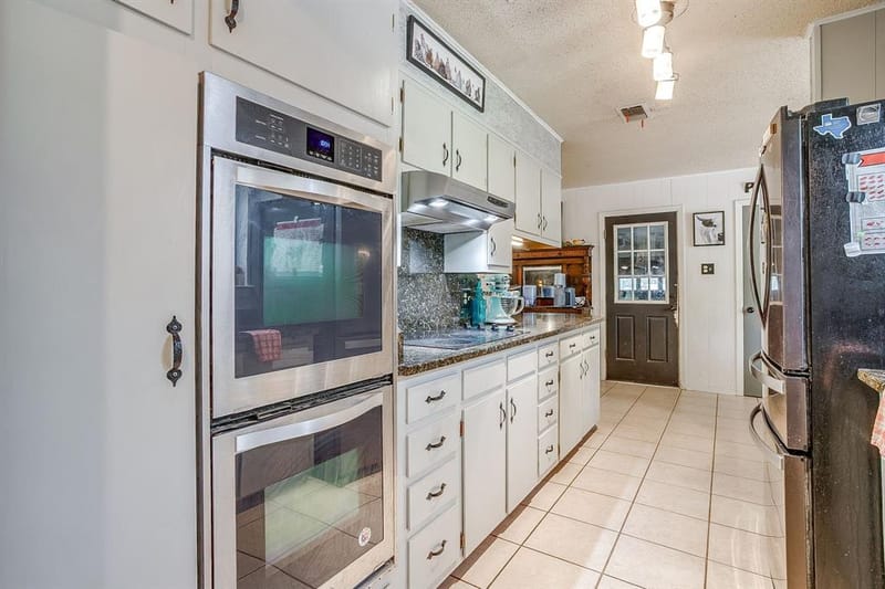 1377 E Gibtown Road, Poolville TX 76487 - Photo 19