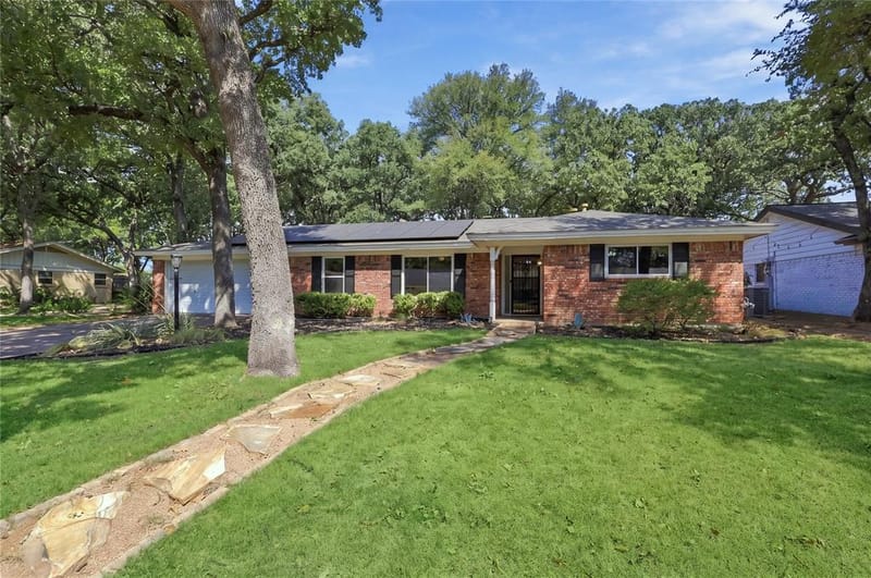 1312 Kathryn Street, Hurst TX 76053 - Photo 2