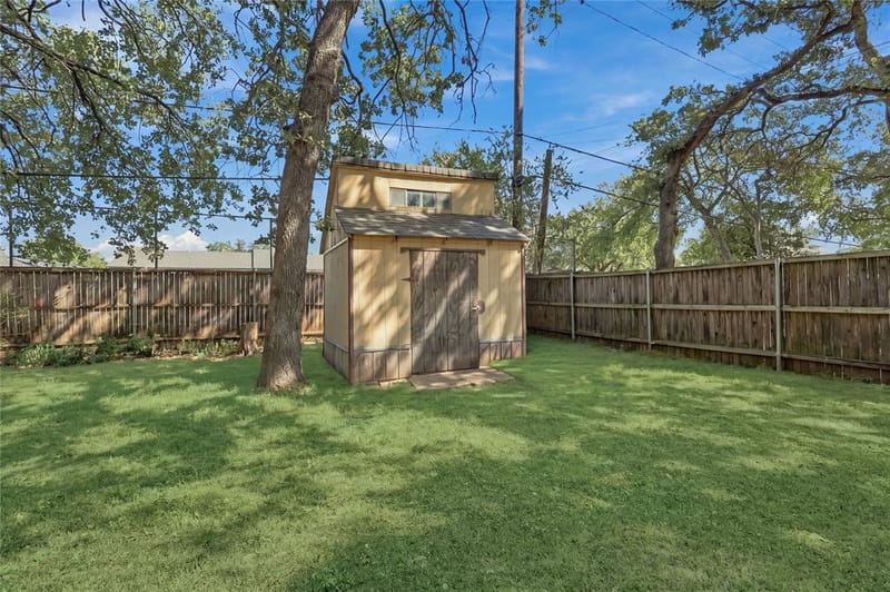 1312 Kathryn Street, Hurst TX 76053 - Photo 36