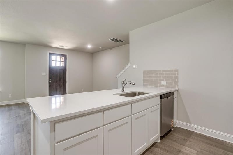 6914 Houndstooth Place, Arlington TX 76001 - Photo 16
