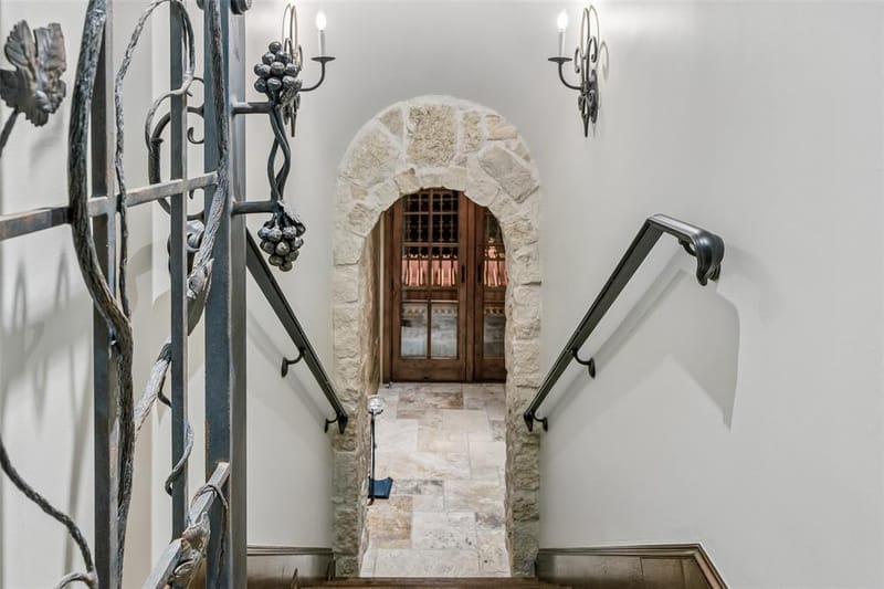 5335 Meaders Lane, Dallas TX 75229 - Photo 11
