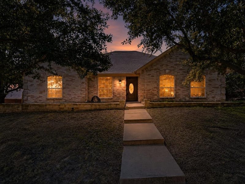 2018 Timber Cove Court, Weatherford TX 76087