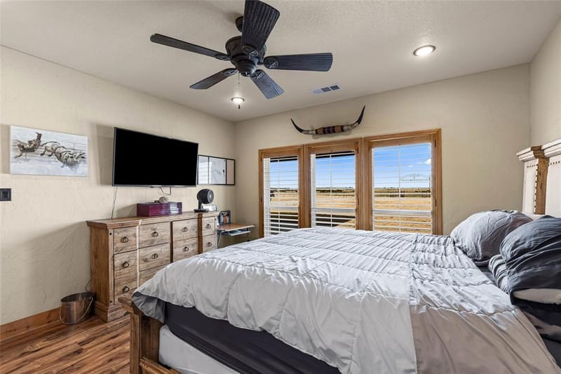12880 N County Line Rd, Ponder TX 76259 - Photo 16