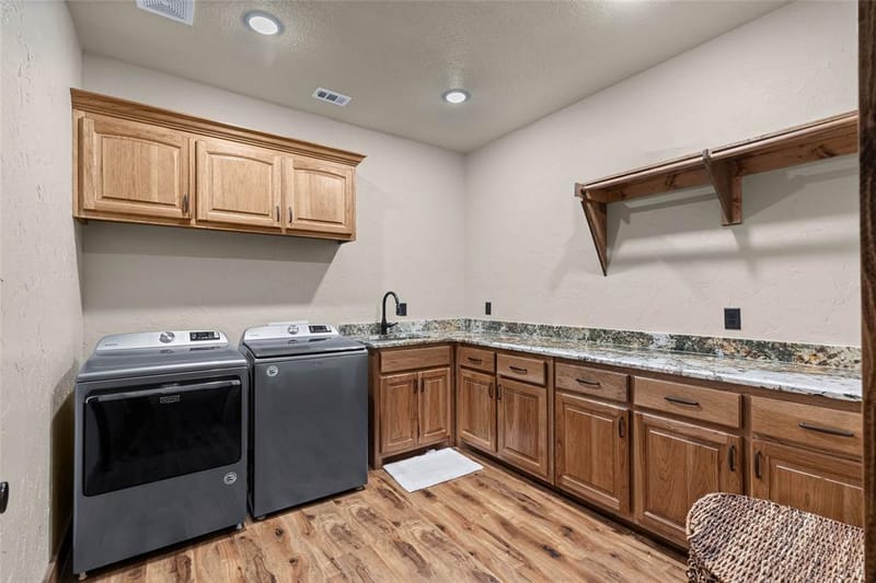 12880 N County Line Rd, Ponder TX 76259 - Photo 25