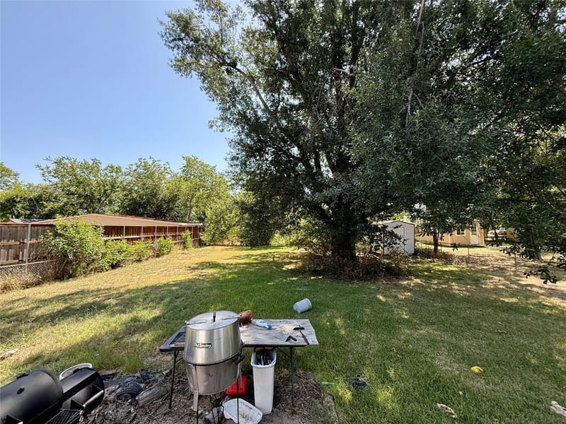 1313 S Rockwall Avenue, Terrell TX 75160 - Photo 17