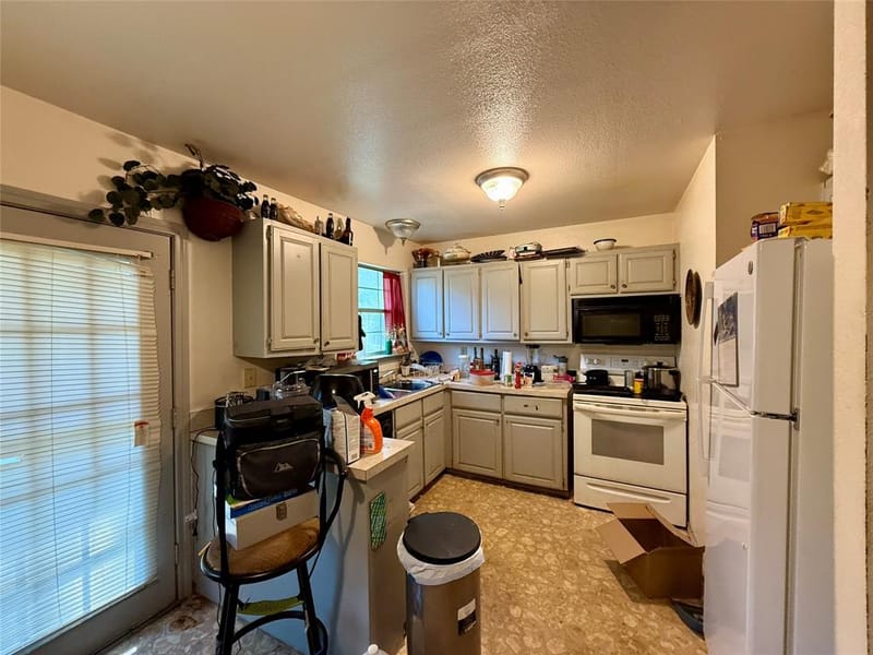 1313 S Rockwall Avenue, Terrell TX 75160 - Photo 7