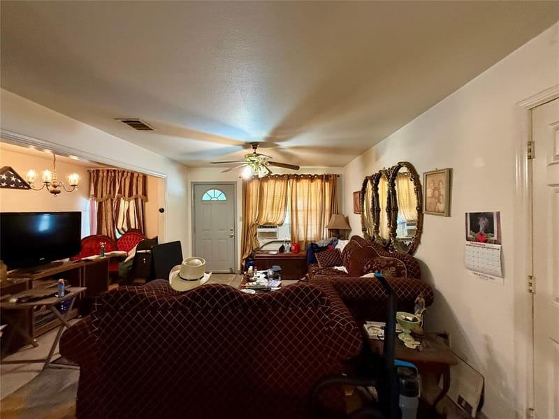 1313 S Rockwall Avenue, Terrell TX 75160 - Photo 10
