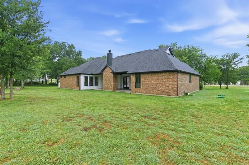 205 Deer Glade Court, Azle TX 76020 - Photo 32