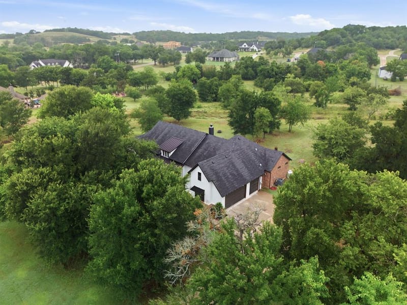 205 Deer Glade Court, Azle TX 76020 - Photo 33