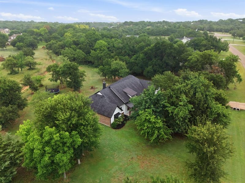 205 Deer Glade Court, Azle TX 76020 - Photo 35