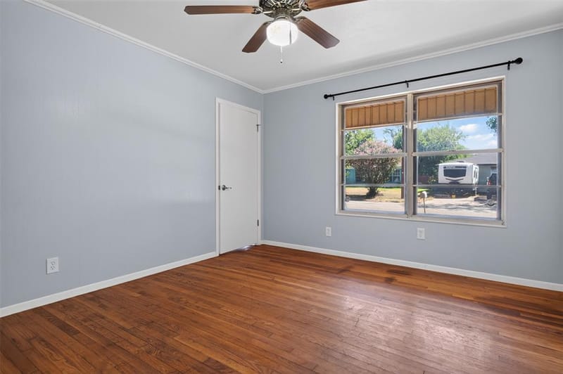 702 N Rita Street, Lacy Lakeview TX 76705 - Photo 26