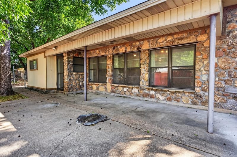 702 N Rita Street, Lacy Lakeview TX 76705 - Photo 39