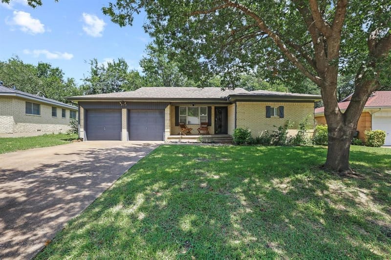 813 S Andrews Street, Sherman TX 75090