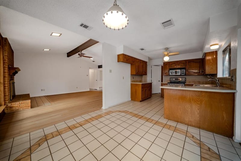 305 Shadowwood Trail, Ovilla TX 75154 - Photo 10