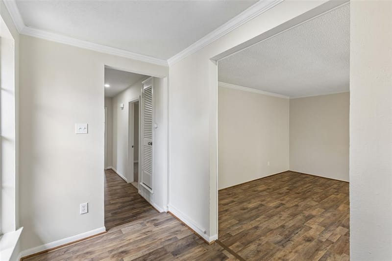 7440 Beckwood Drive, Fort Worth TX 76112 - Photo 6