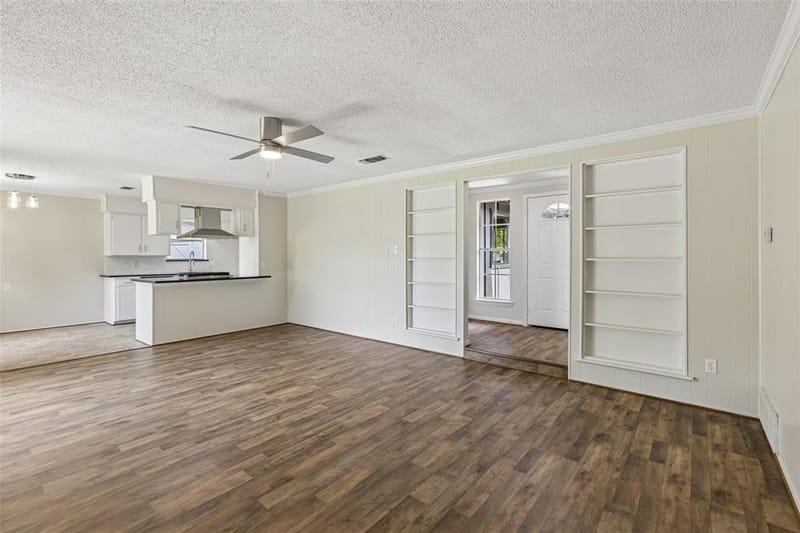 7440 Beckwood Drive, Fort Worth TX 76112 - Photo 7
