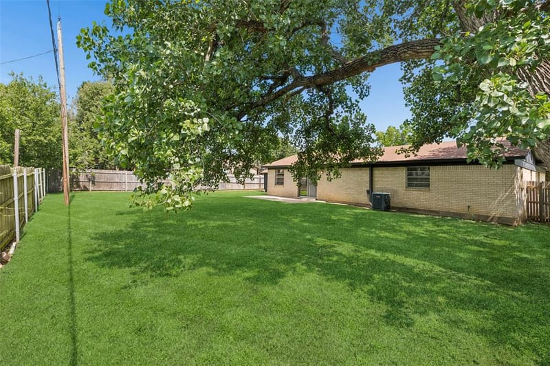 7440 Beckwood Drive, Fort Worth TX 76112 - Photo 25