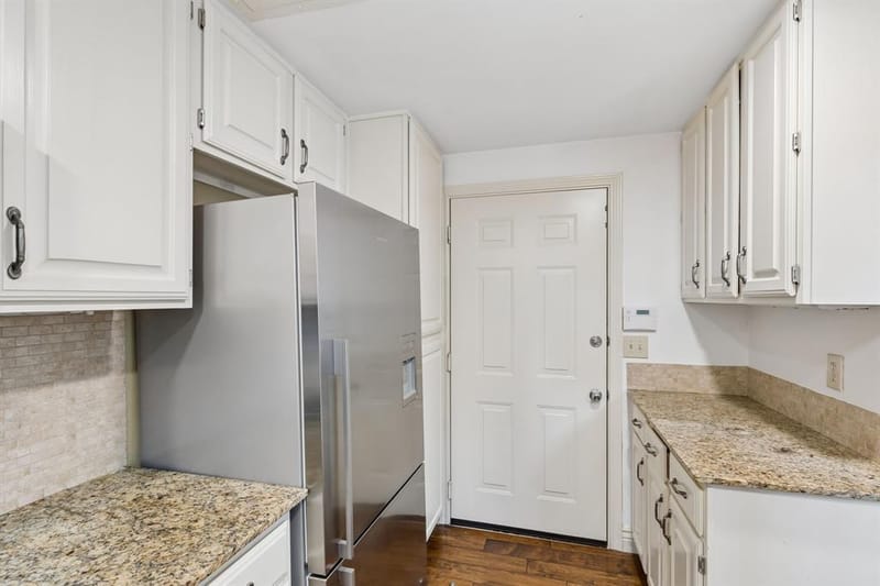 5950 Lindenshire Lane # 302, Dallas TX 75230 - Photo 12