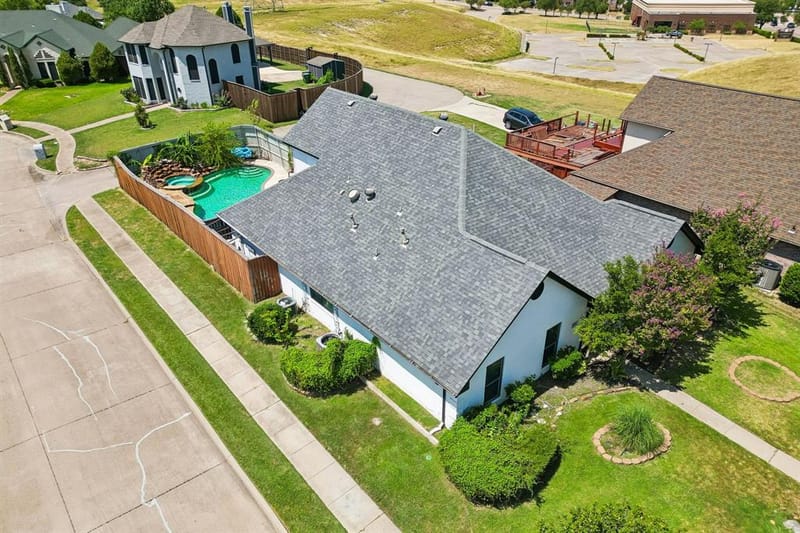 4093 Brazos Drive, Carrollton TX 75007 - Photo 2