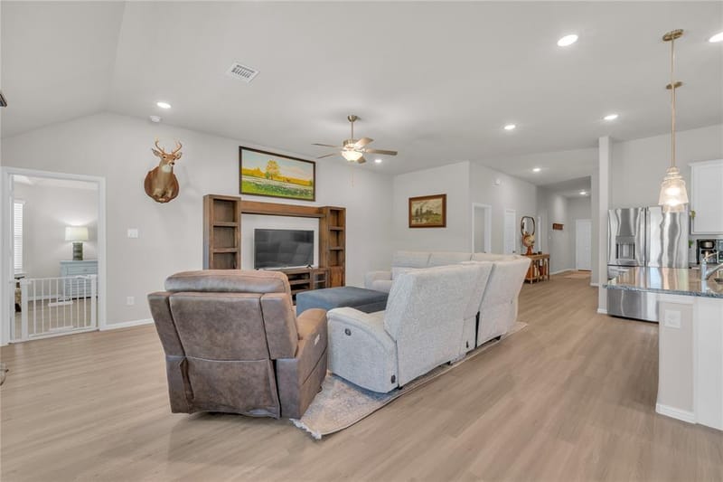 8913 Lantana Meadow Drive, Fort Worth TX 76131 - Photo 10