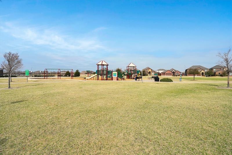 8913 Lantana Meadow Drive, Fort Worth TX 76131 - Photo 39