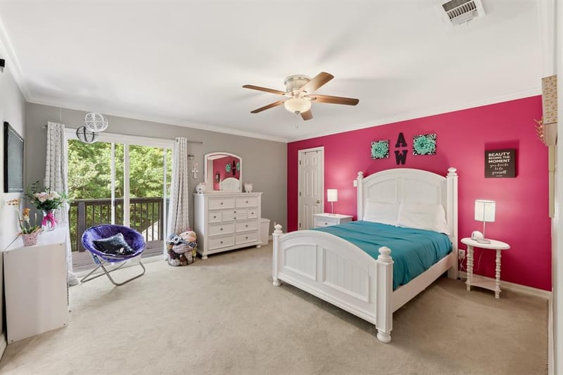 8814 Sanshire Avenue, Dallas TX 75231 - Photo 23