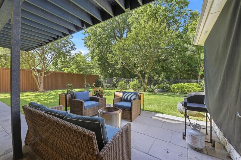 8814 Sanshire Avenue, Dallas TX 75231 - Photo 27