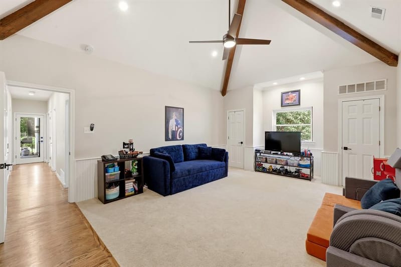 8814 Sanshire Avenue, Dallas TX 75231 - Photo 13
