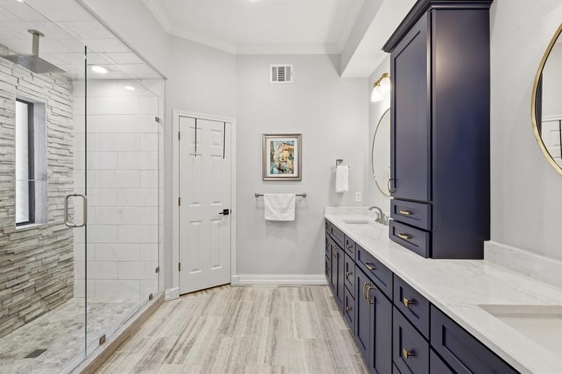 8814 Sanshire Avenue, Dallas TX 75231 - Photo 17