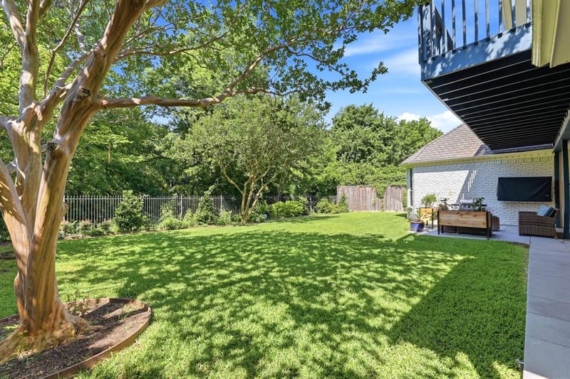 8814 Sanshire Avenue, Dallas TX 75231 - Photo 26
