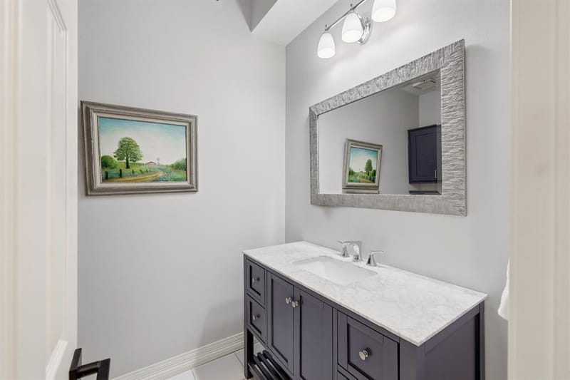 8814 Sanshire Avenue, Dallas TX 75231 - Photo 14