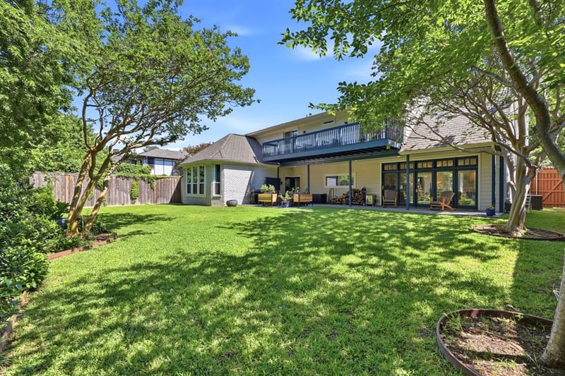 8814 Sanshire Avenue, Dallas TX 75231 - Photo 29