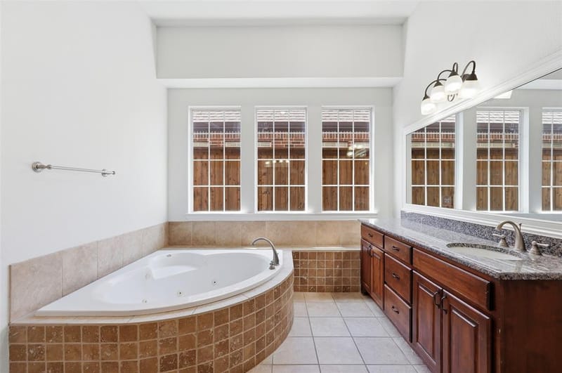 11327 Mounts Run Drive, Dallas TX 75218 - Photo 20