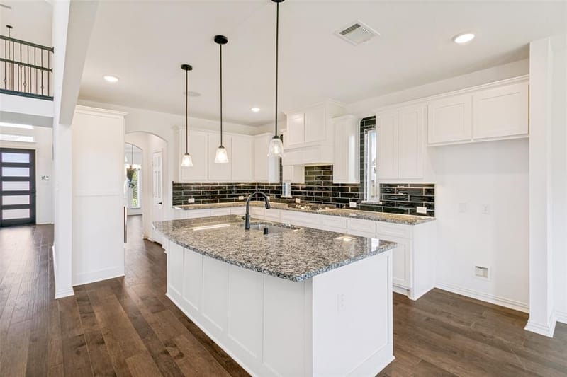 309 Lovett Lane, Burleson TX 76028 - Photo 6