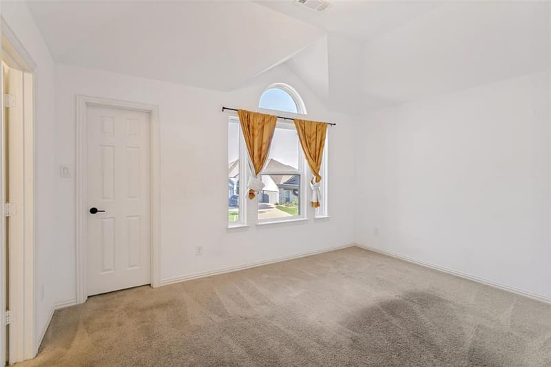 309 Lovett Lane, Burleson TX 76028 - Photo 17