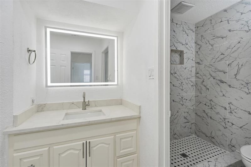 831 Kelso Drive, Dallas TX 75211 - Photo 14