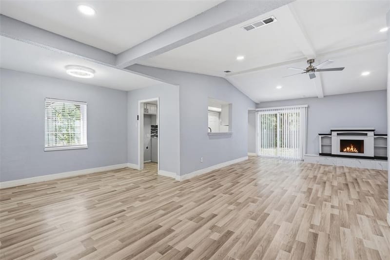 831 Kelso Drive, Dallas TX 75211 - Photo 4