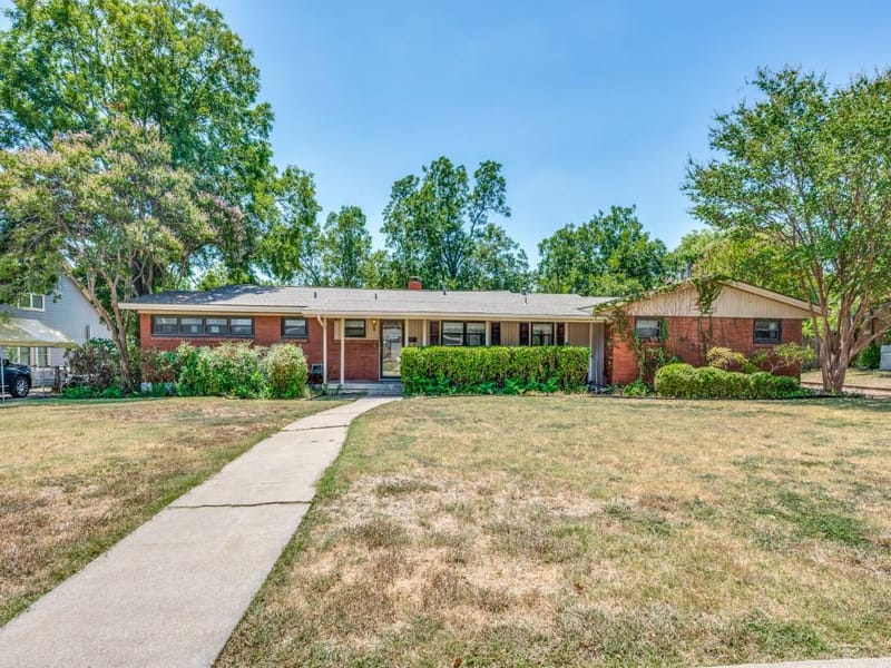 7040 Brooks Avenue, Richland Hills TX 76118