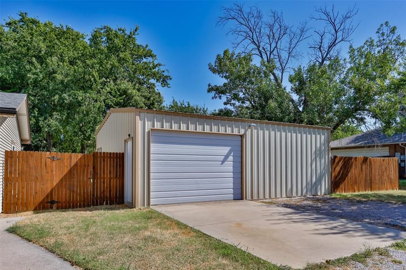 610 S Lee Street, Valley View TX 76272 - Photo 36